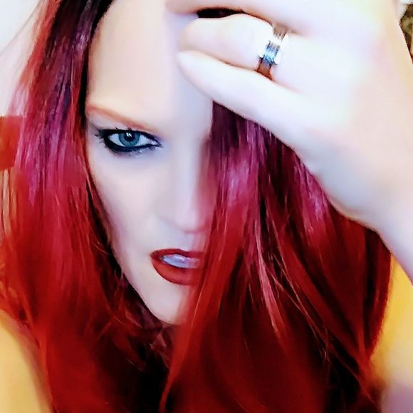 Meet your Posher, Janette - Picture 1 of 1